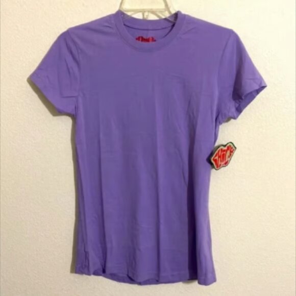 CHICK by NICKY HILTON Women's Short Sleeve T-Shirt w Clear & Brown Rhinestones - Picture 2 of 6